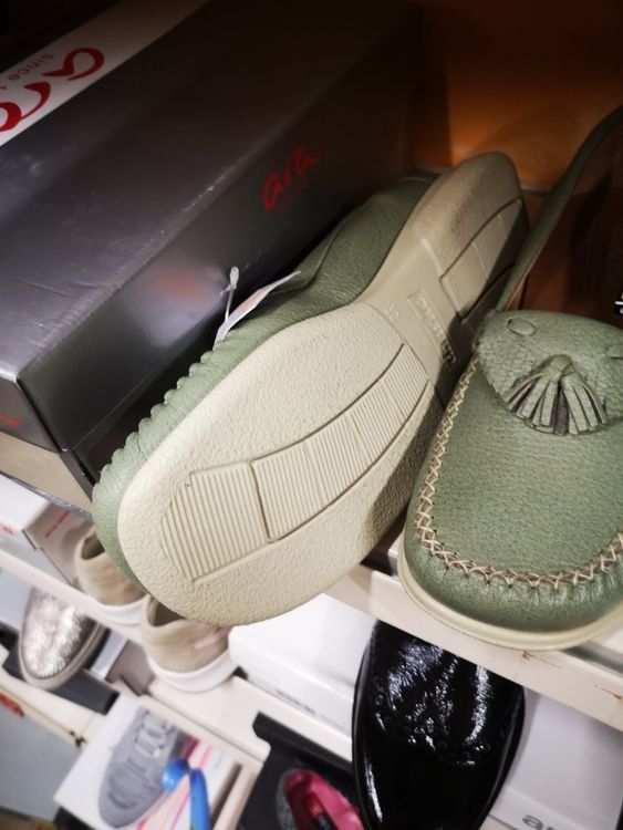 Helvesko Scarpe da donna: Helvesko – Nuovo e nell'imballaggio originale da Lausanne venduto da kayo01 1