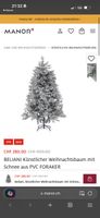 Weihnachtsbaum mit Schnee