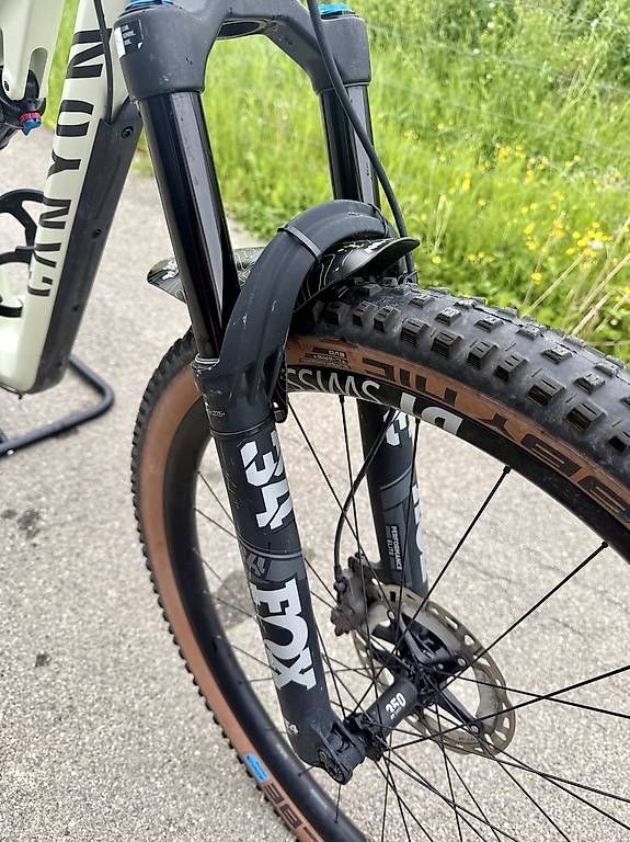 Biciclette: Canyon Neuron CF 9 Grösse M – Usato da Täuffelen venduto da Jat03 3
