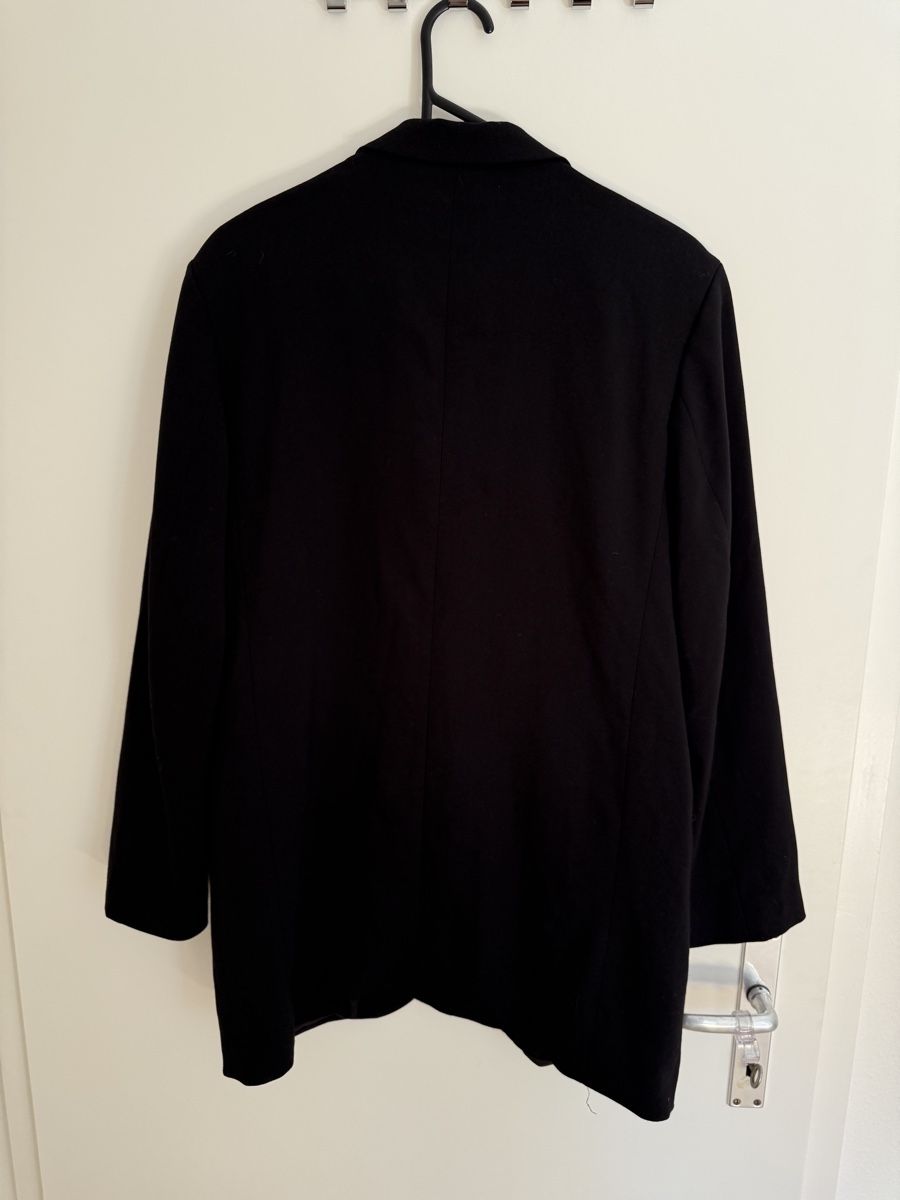 H&M Completi & Tailleur: Blazer H&M  – Usato da Luzern venduto da AlinaPa 2