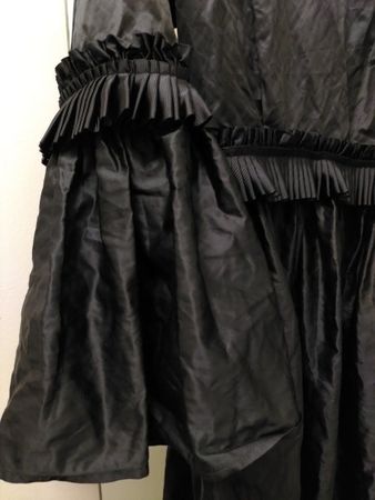 Schwarzes Kleid (Other Theory) S, passt Maison Margiela