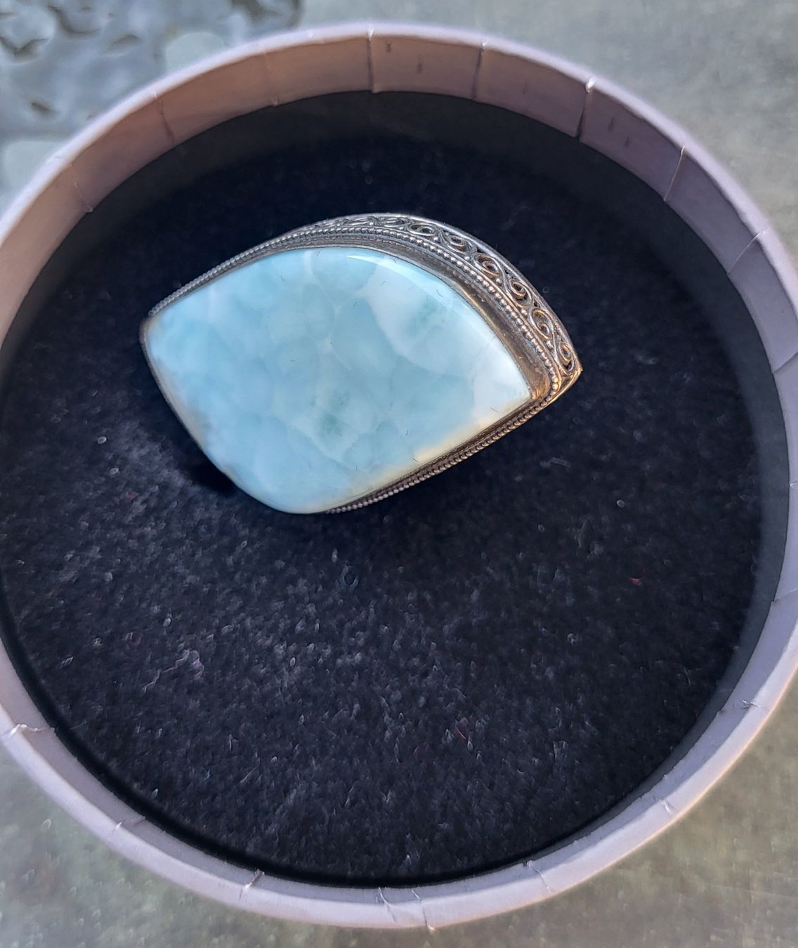 Anelli: Une bague avec une pierre rare Larimar – Nuovo e nell'imballaggio originale da Fribourg venduto da VictoriaShop7 2