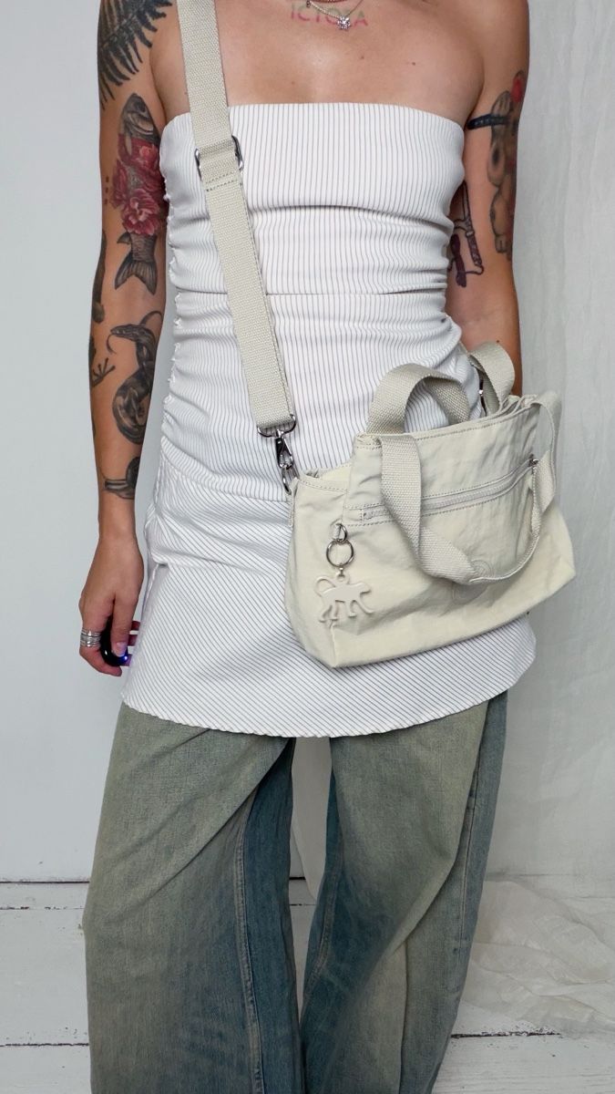 Kipling Sacs femmes: Kipling Handtasche Umhängetasche beige  – D'occasion à Knonau par Grapesvintage