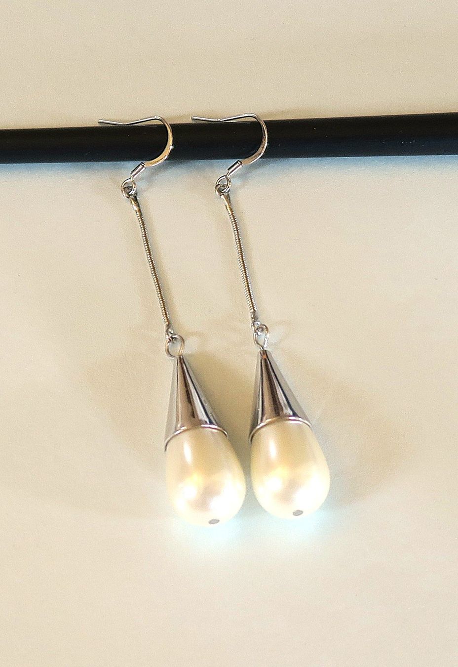 Orecchini pendenti & Orecchini a lobo: Elegante Ohrhänger mit Wachs-Perlen – Usato da Brittnau venduto da marlenestone 2