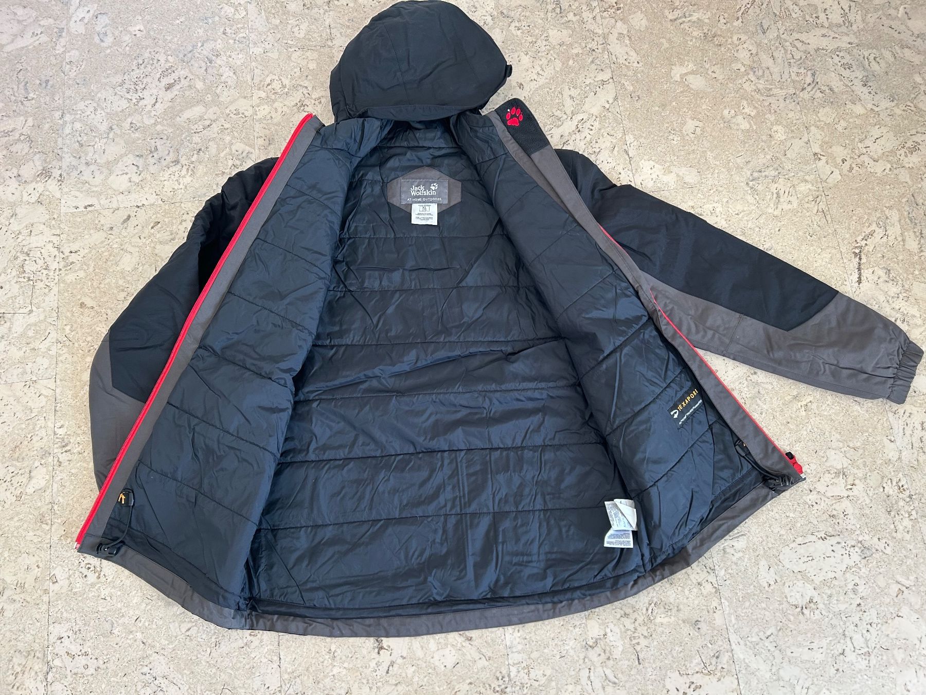 Jack Wolfskin Jacken & Mäntel: Allwetterjacke Jack Wolfskin Grösse 176 – Gebraucht aus Muri b. Bern von araucaria 2