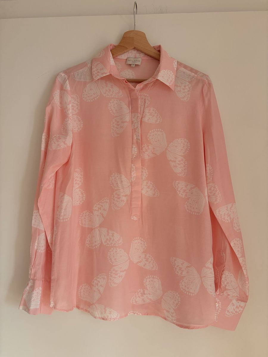 Blusen: Bluse Milano Italy Rosa Schmetterling Muster Grösse 36 – Neu (gemäss Beschreibung) aus Heiligenschwendi von maerchen2008