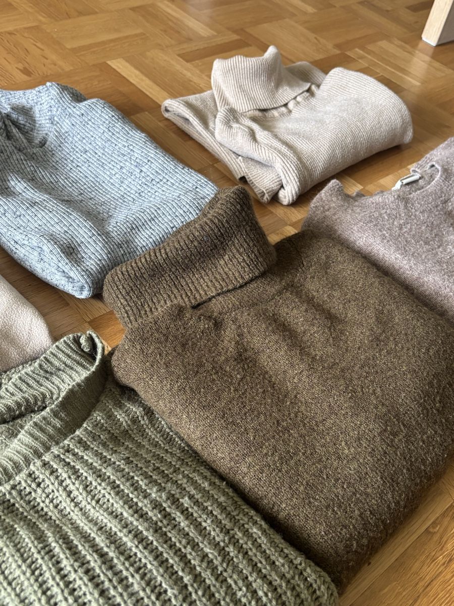 Lotti di vestiti: Sweater / Jumpers / Pullover sale – Usato da Regensberg venduto da akon_ch