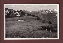 FROHNALPSTOCK-GIPFEL - Blick gegen den Bristenstock