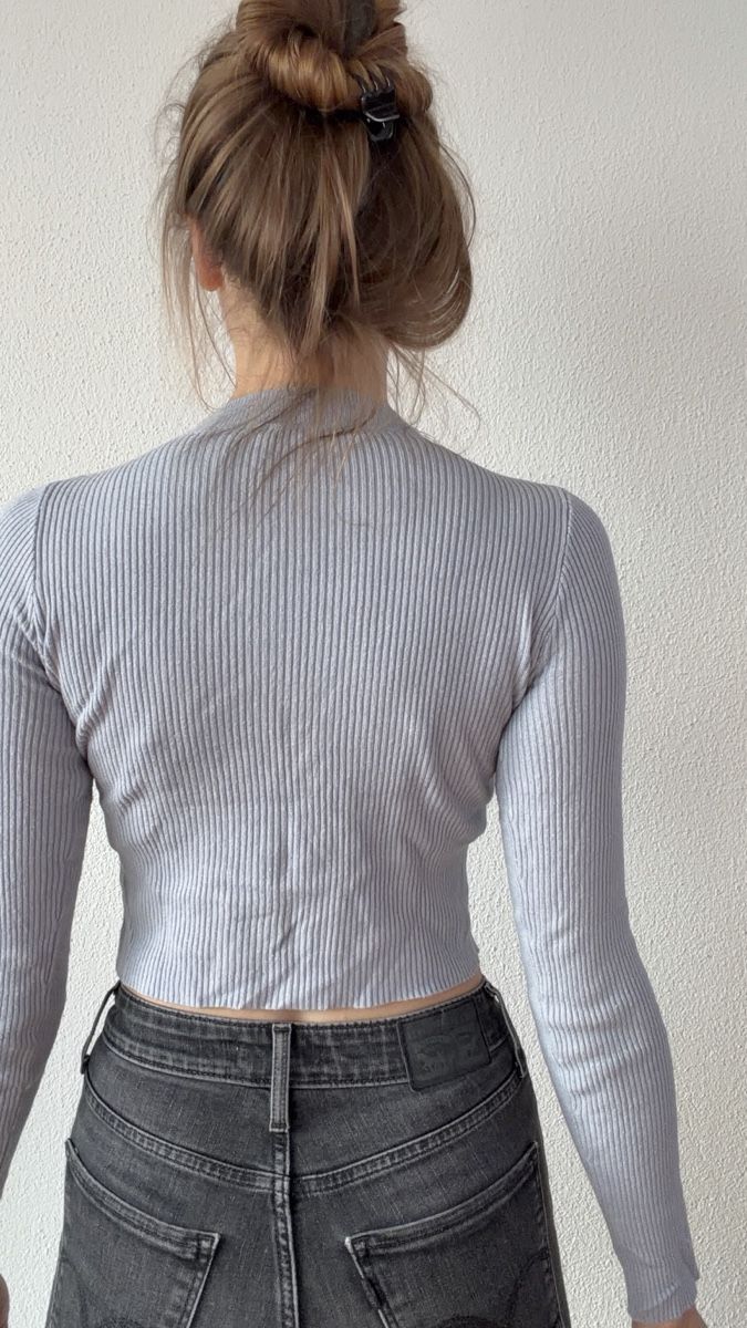 Brandy Melville Maglioni & Felpe: Pullover Blau Brandy Melville – Usato da Meiringen venduto da marinaz123 1