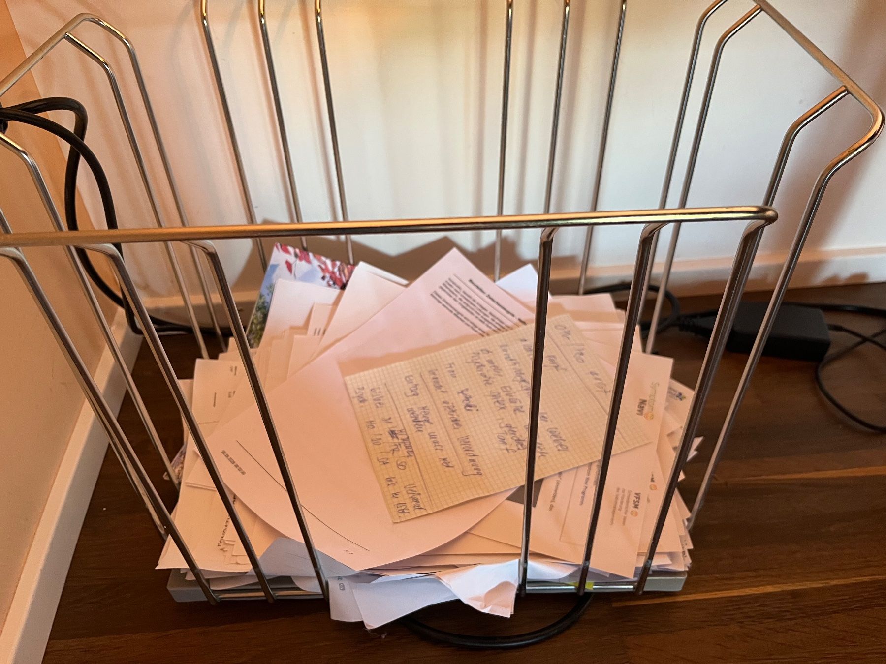 Altro per la casa: Zeitungssammler aus Chrom – Usato da Oberrohrdorf venduto da Anuschka5