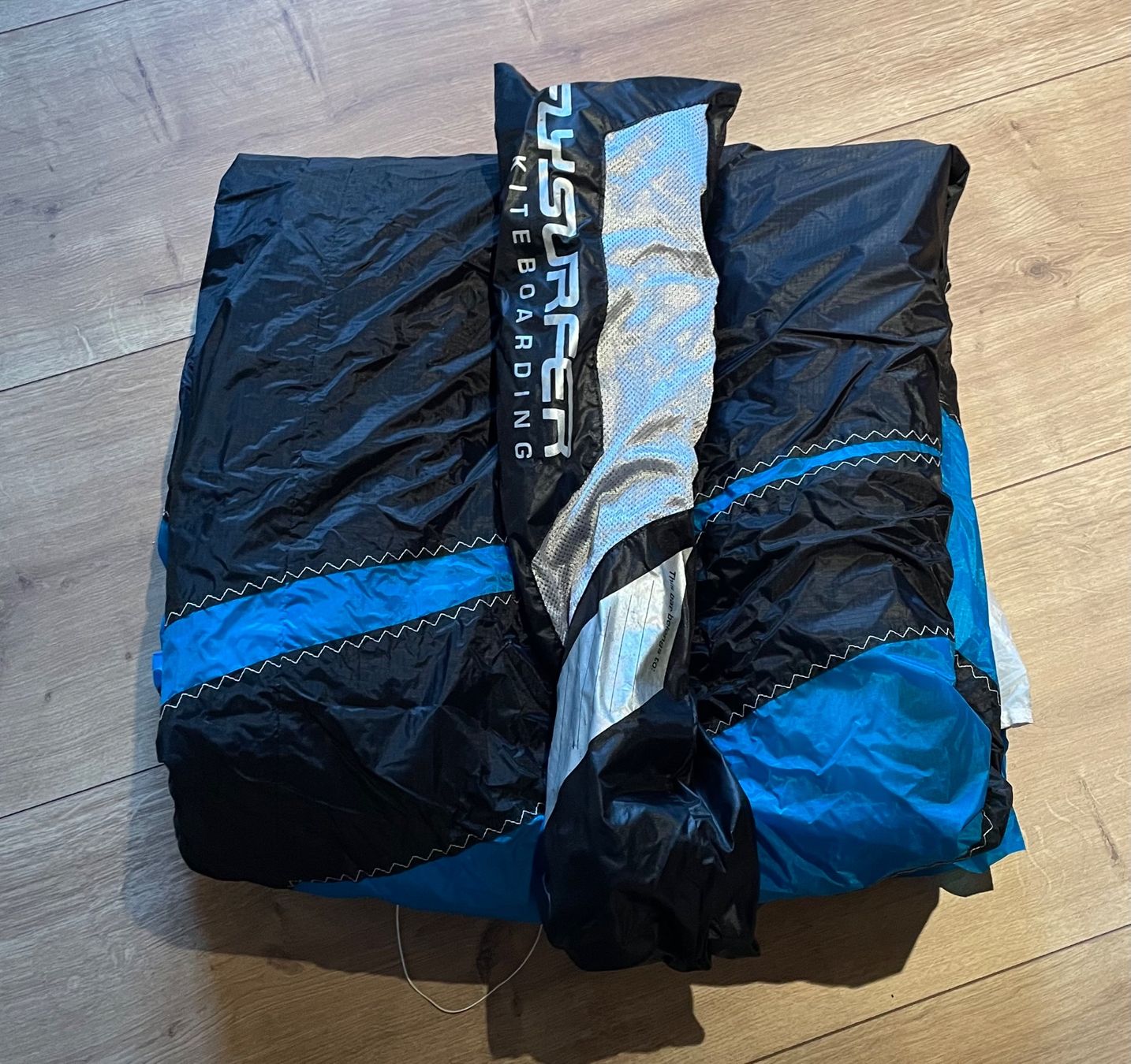 Flysurfer Aquilone: FLYSURFER Speed4 Deluxe Edition – Nuovo (secondo la descrizione) da Schlatt ZH venduto da Typhoon01 3