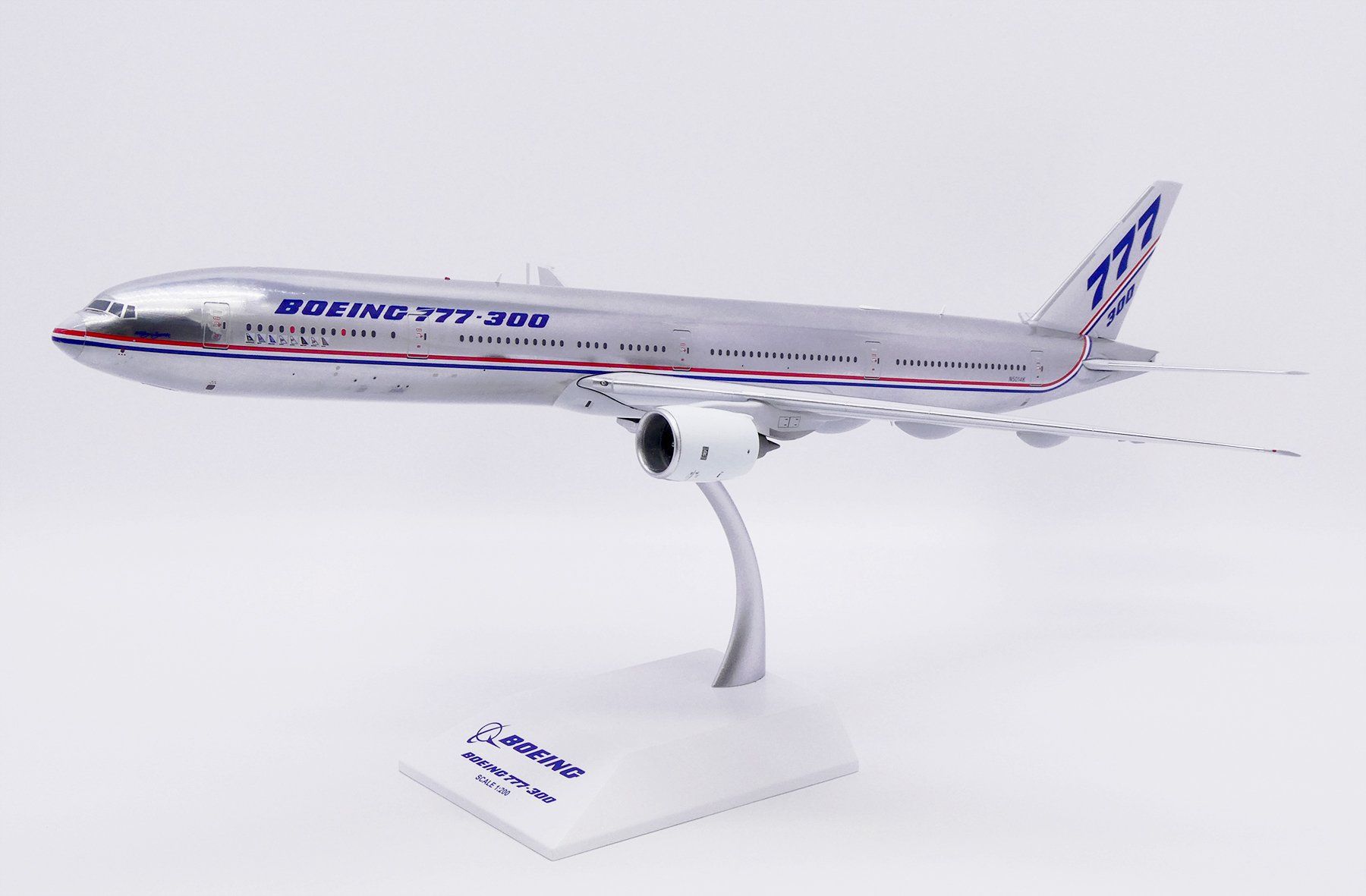 Boeing Kit di modellismo & Modellini statici: B777-300 BOEING – Nuovo e nell'imballaggio originale da Morges venduto da iljamuromez 4