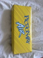 Pictionary Air Spiel mit Stift und Karten