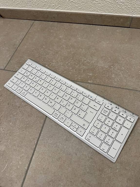 Tastiere: iClever IC-BK10 Multi-Device Bluetooth Wireless Keyboard – Usato da Schübelbach venduto da Rahnmont 2