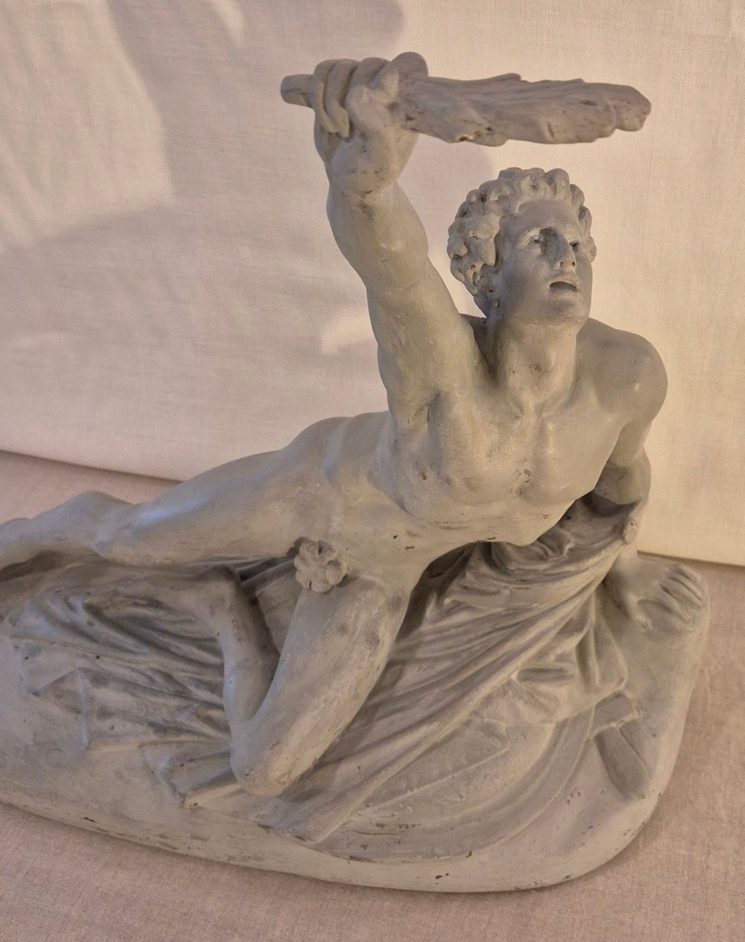 Sculture & Statue: Antiker Akt eines Athleten/Mannes, Gips – Usato da Luzern venduto da Louis-XVI