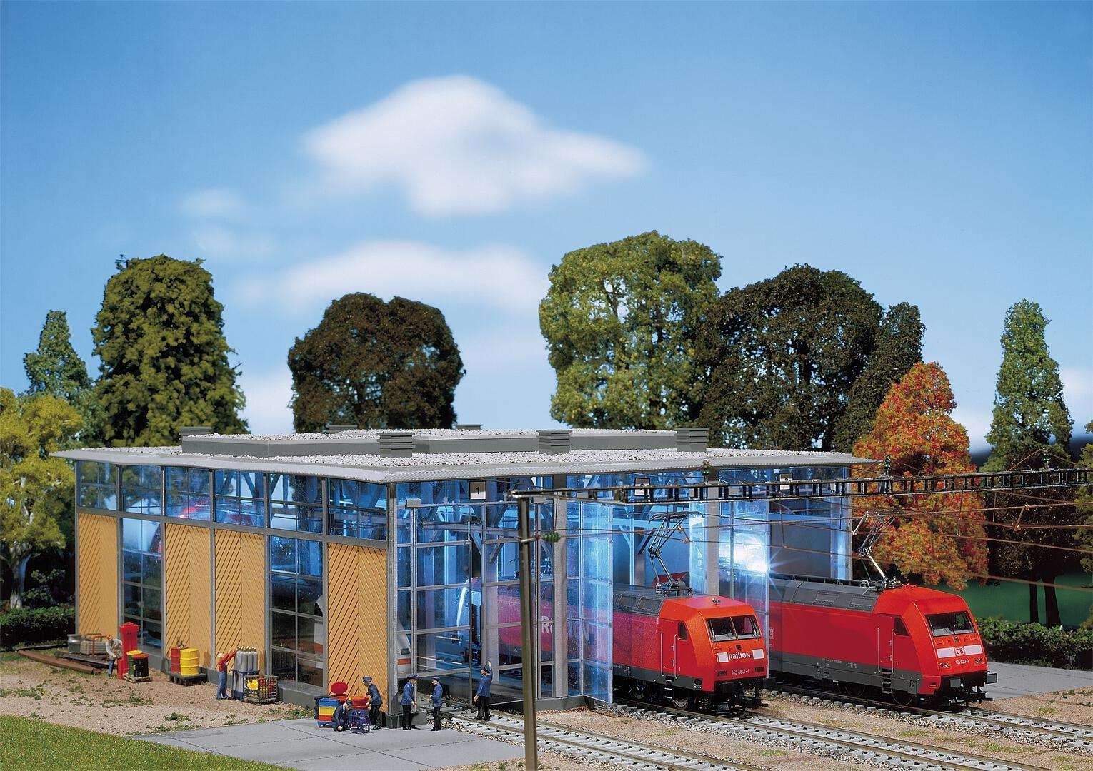 Faller Modellini di ferrovie: Faller 120217 E-Lokoschuppen, 3-ständig – Nuovo e nell'imballaggio originale da Volketswil venduto da salander90 1