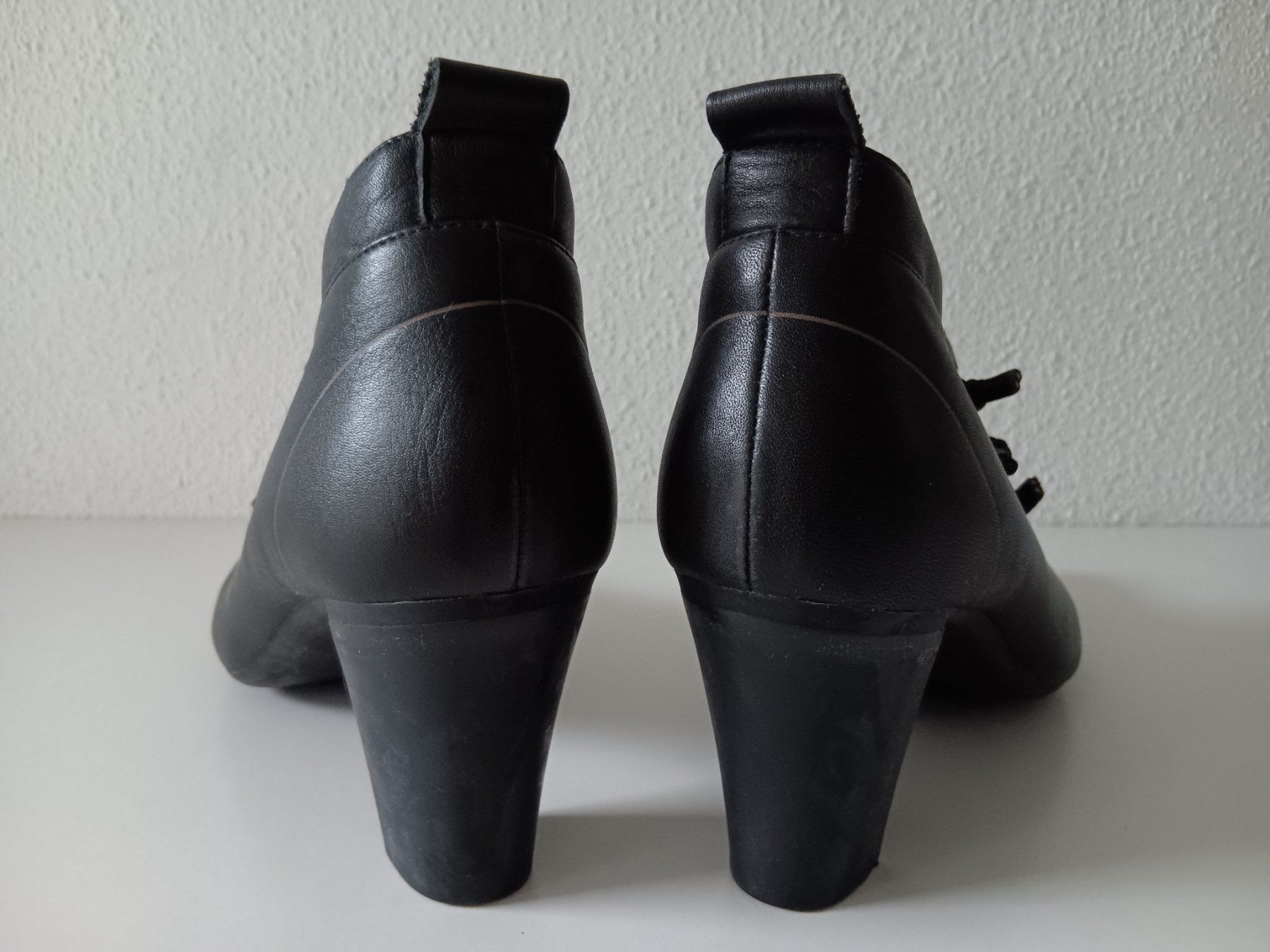 Camper Scarpe da donna: CAMPER Bottines / Stiefeletten pointure / Nummer 40 – Usato da Cossonay-ville venduto da Super-Price-Quality 5