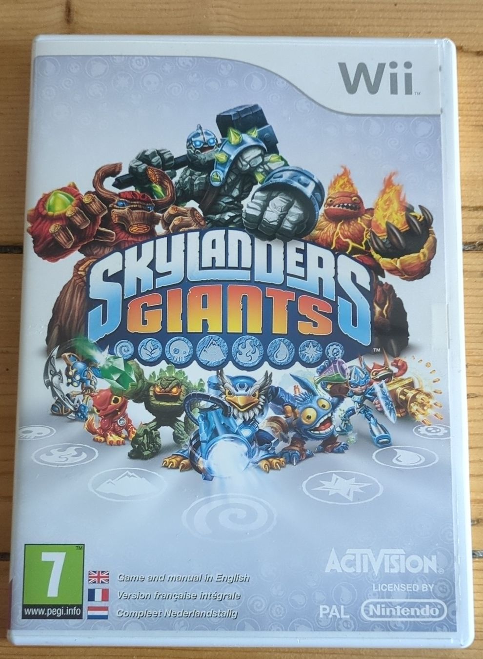 Jeux: Skylanders Giants Wii – D'occasion à Genève par ims1