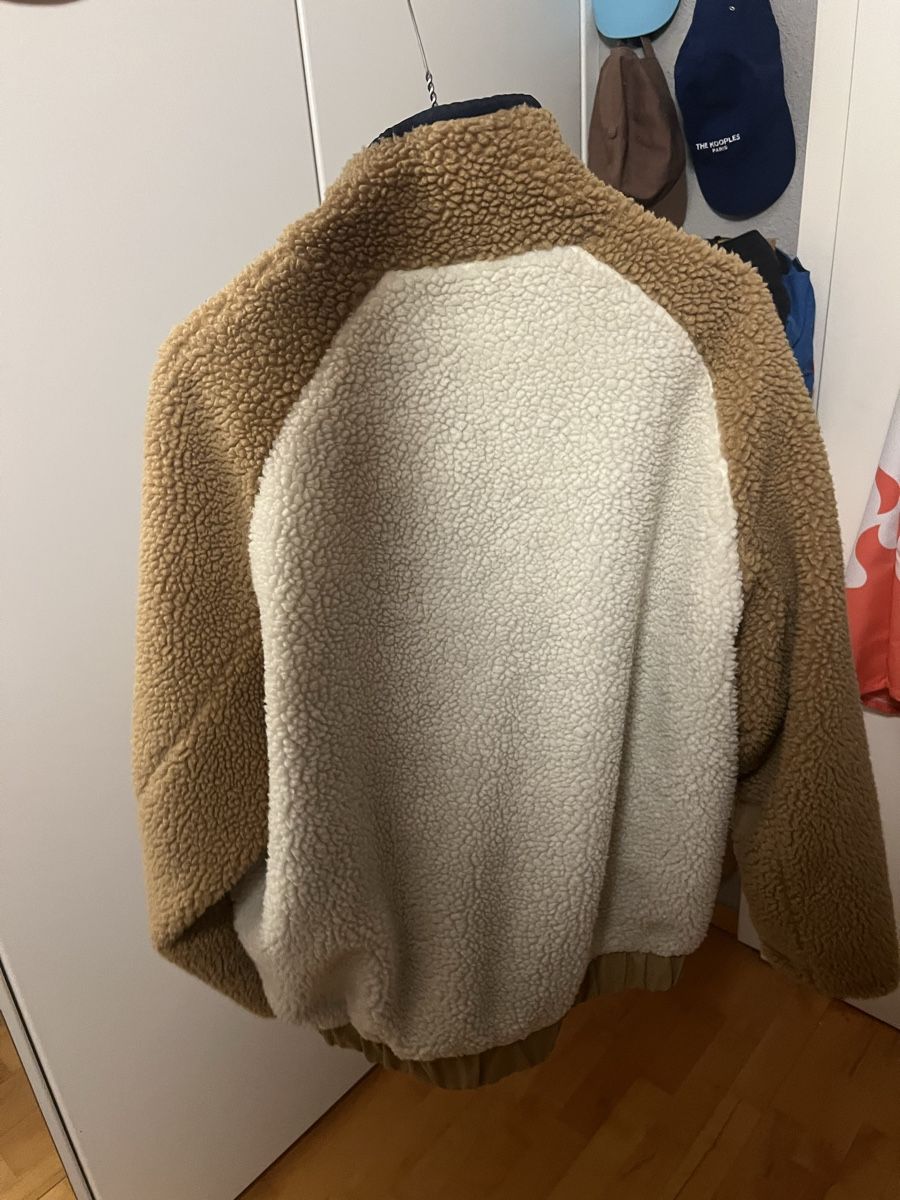 Tommy Hilfiger Giacche: Veste Tommy Jeans réversible – Nuovo (secondo la descrizione) da Villars-Ste-Croix venduto da Maaaat 1