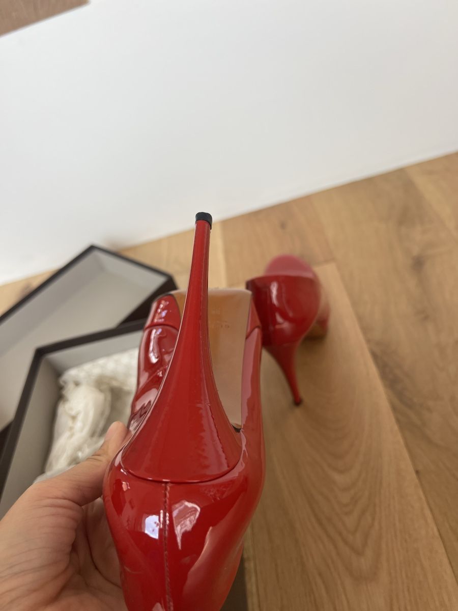 Gucci Damenschuhe: Escarpins Gucci vernis rouge T 38 – Gebraucht aus Lutry von roxypoxy 5