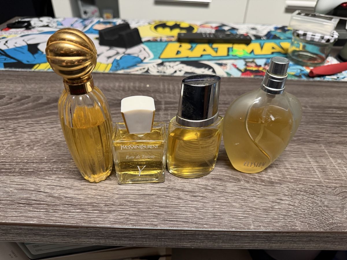 Parfums & Eau de Toilette: Vintage Parfum Sammlung – D'occasion à Ried-Brig par LordDigital