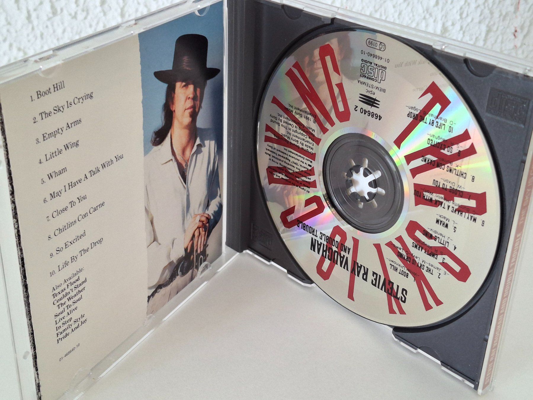 CD: CD Stevie Ray-  Vaughan The Sky Is Crying – Usato da Aarberg venduto da Jackup1 2
