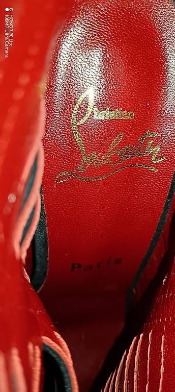 Scarpe da donna: Sublime bottes d'été Louboutin 35 – Usato da Genève venduto da car_9qm9 4