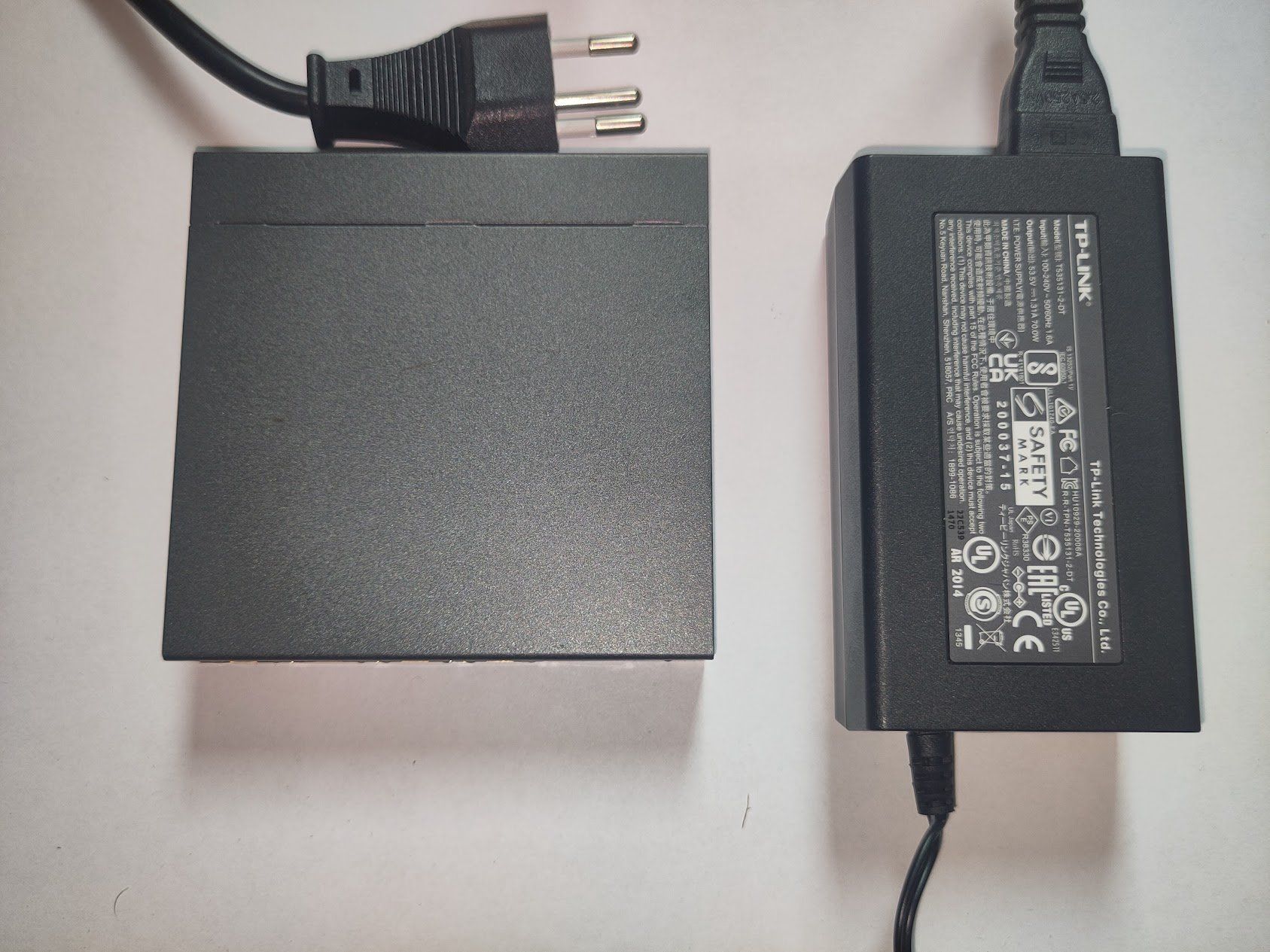 TP-Link Hubs & Switches: Switch: TP-Link TL-SG105PE – Gebraucht aus Zürich von gr33b 2