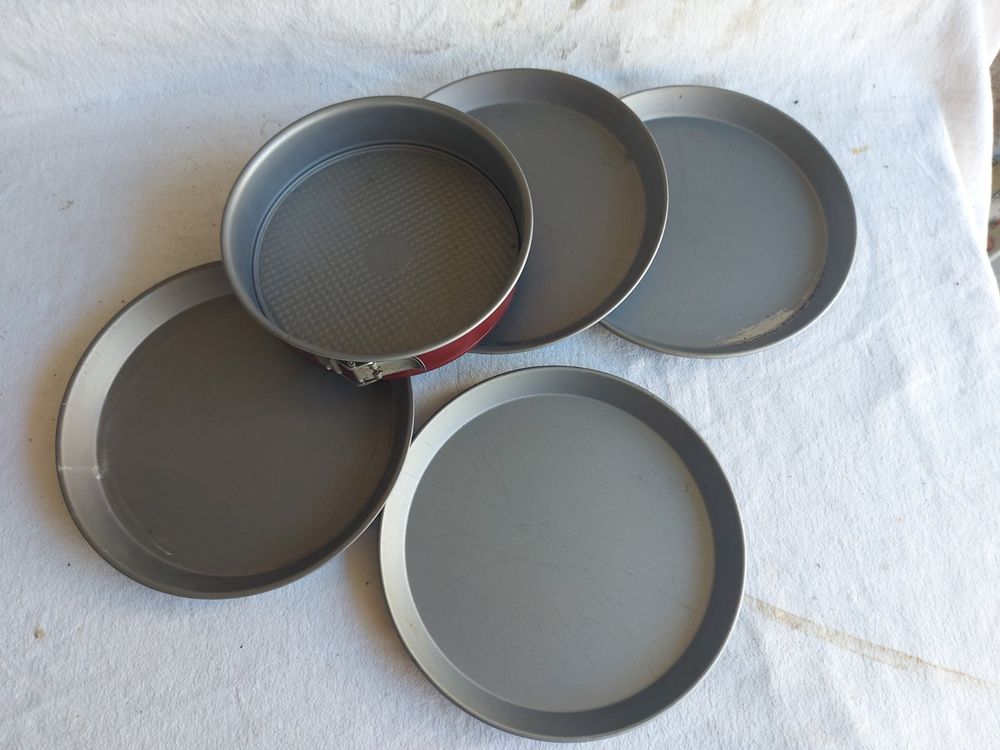 Alu SET 5 teilig Gastro Bleche 30cm Backbleche Rund (Gebraucht) in ...