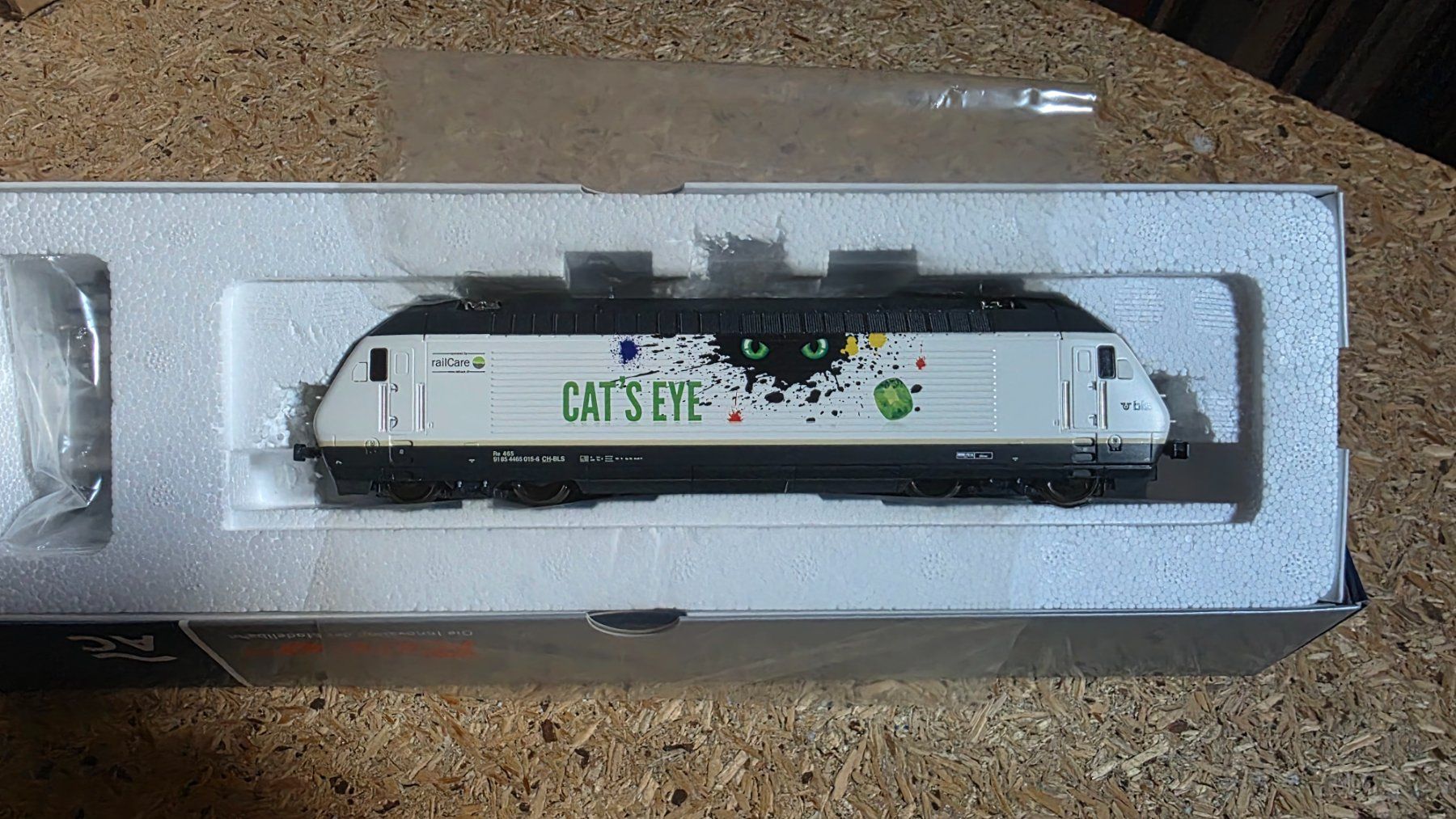 Roco Modellini di ferrovie: BLS RAIL CARE – Usato da Donneloye venduto da bls1981 1