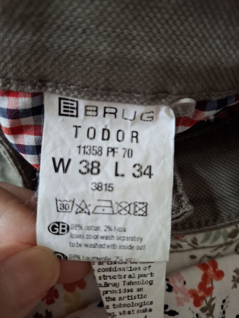 Pantaloni: Hose Taupe 38/34 Top – Usato da St.Gallen venduto da LaMiSa 4