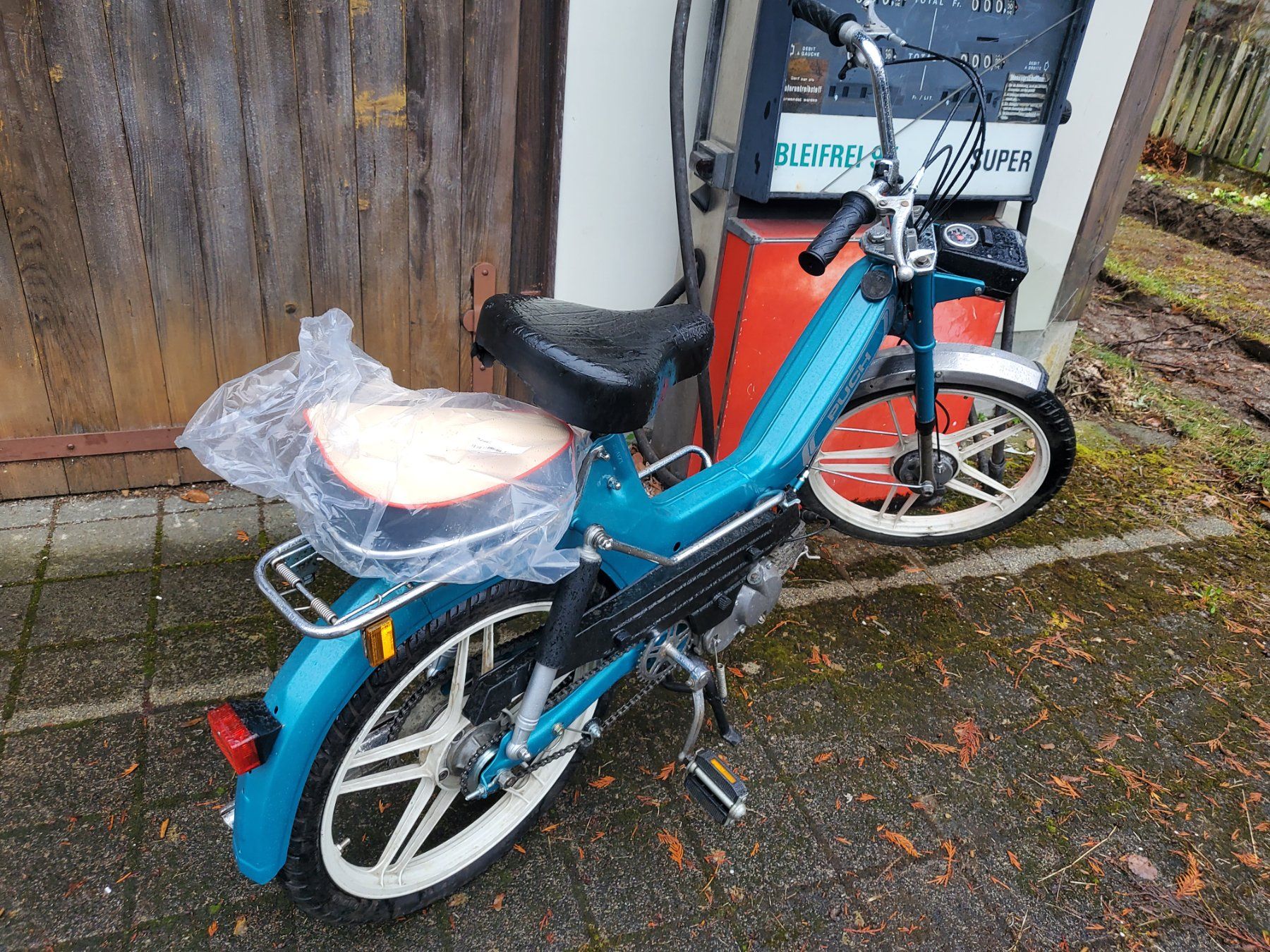 Puch Ciclomotori: Puch Maxi S mit E50 Motor+Ausweis – Usato da Balsthal venduto da redcarpet