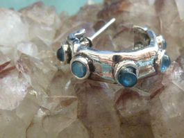 Creolen Ohrstecker m. blauen Glassteinen