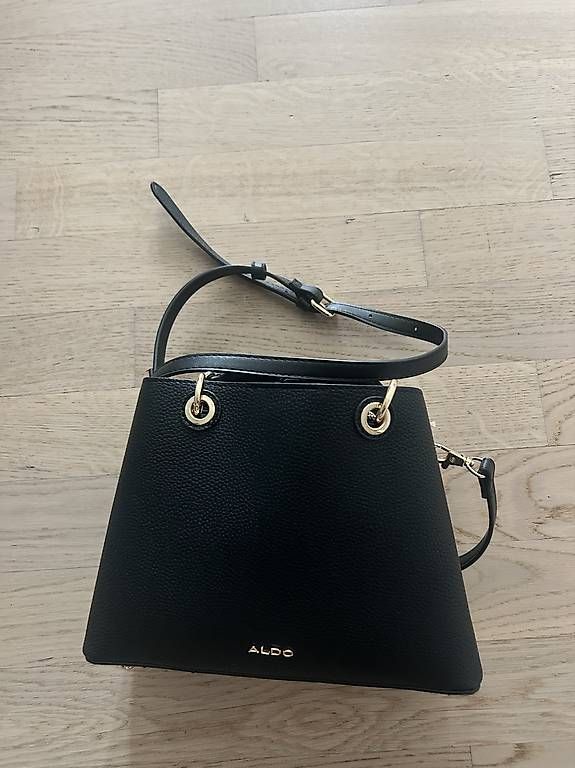 Sacs femmes: Handtasche – Neuf avec emballage d'origine à Uznach par van_xr7r