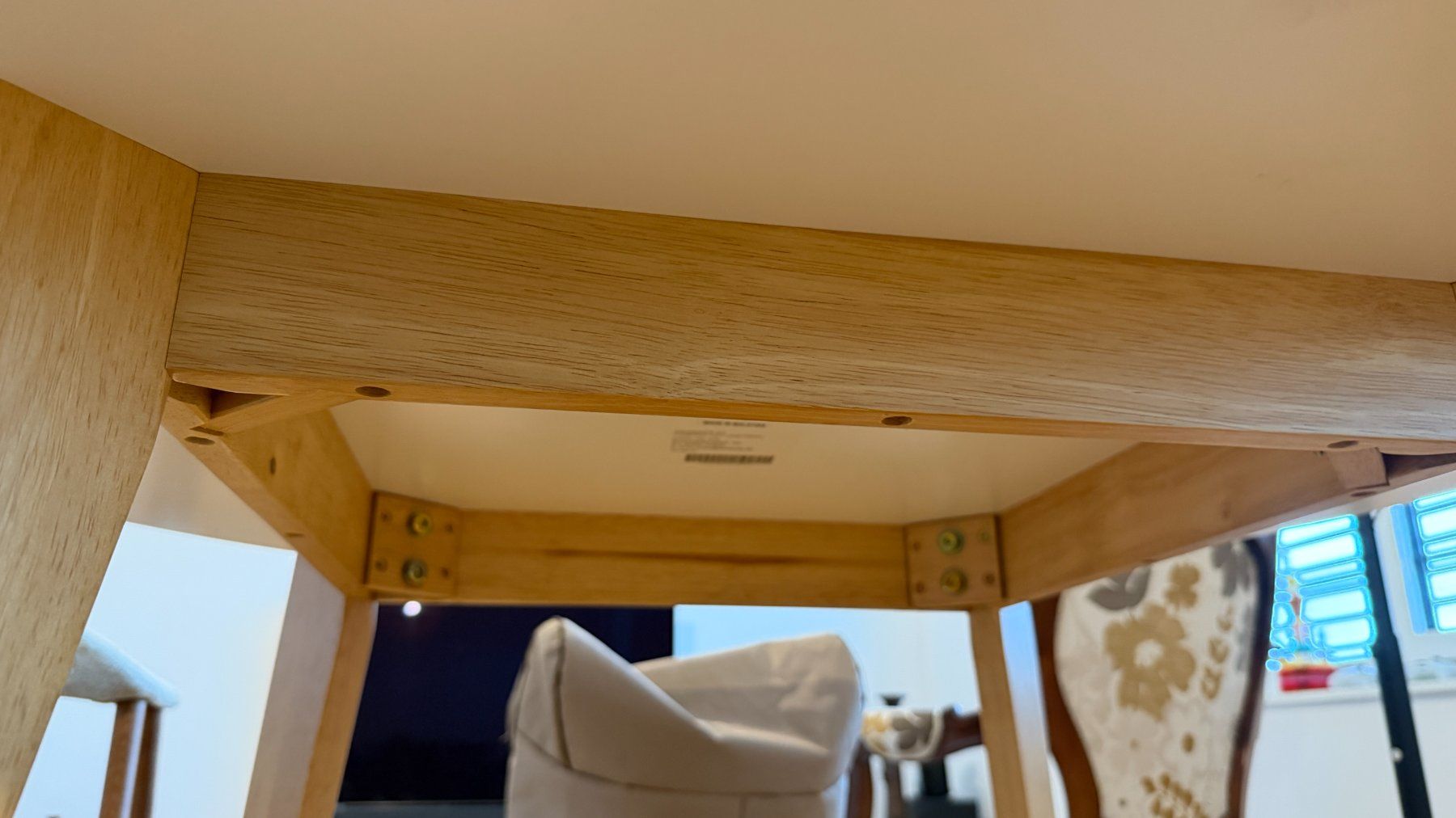 Tavoli: Runder Tisch mit Holzbeinen, Durchmesser 105cm – Usato da Glattpark(Opfikon) venduto da poliveira 3