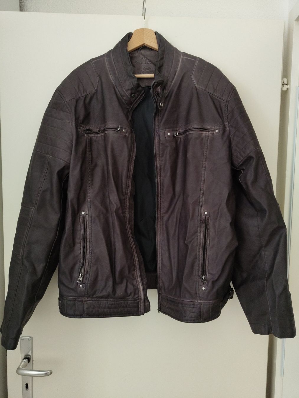 C&A Giacche: Lederjacke C und A XXL – Usato da Reinach ag venduto da Wildschwein_Braten