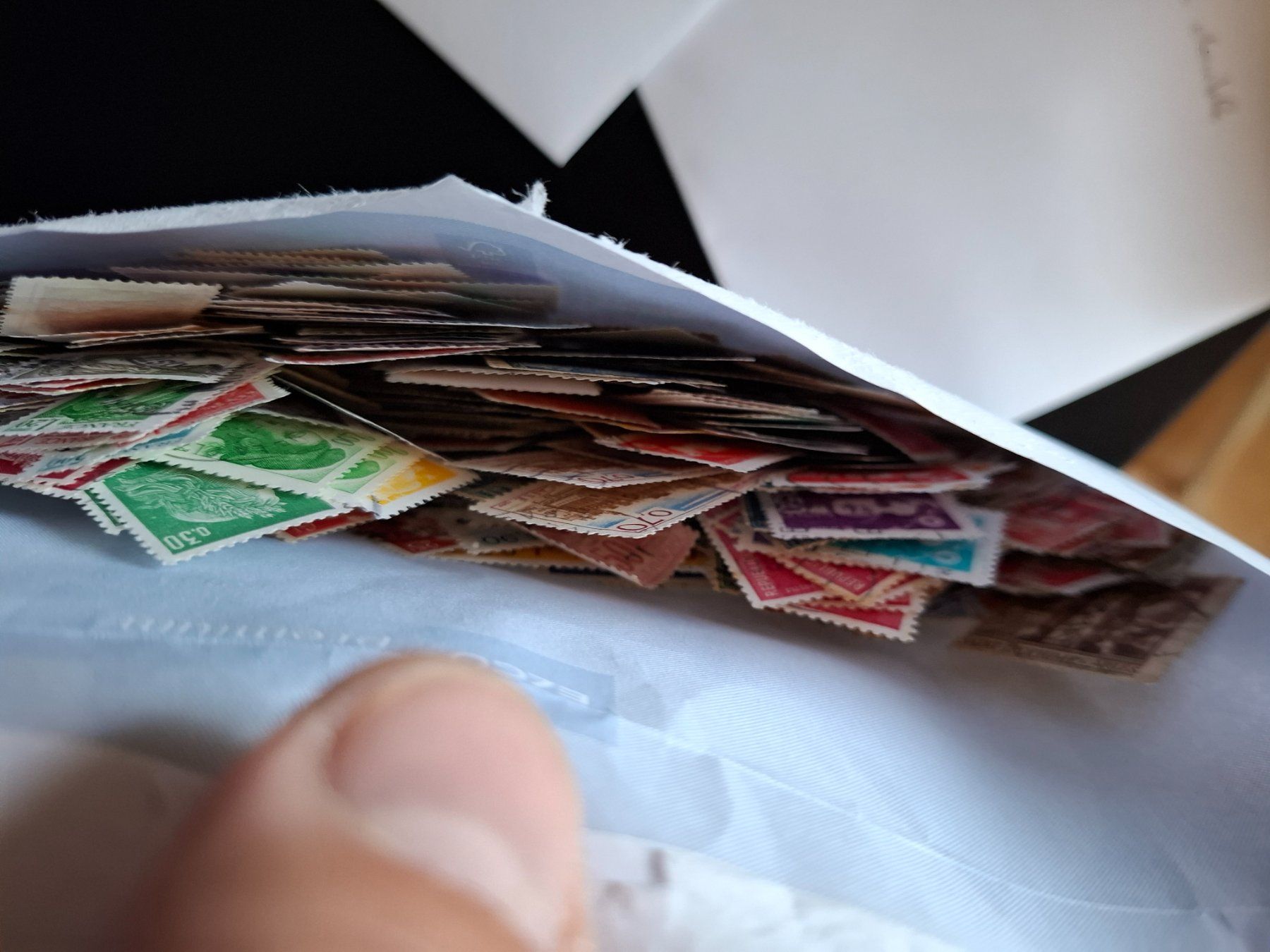 Tutti i francobolli: Lot de timbres – Usato da fribourg venduto da sch_kx7n 4