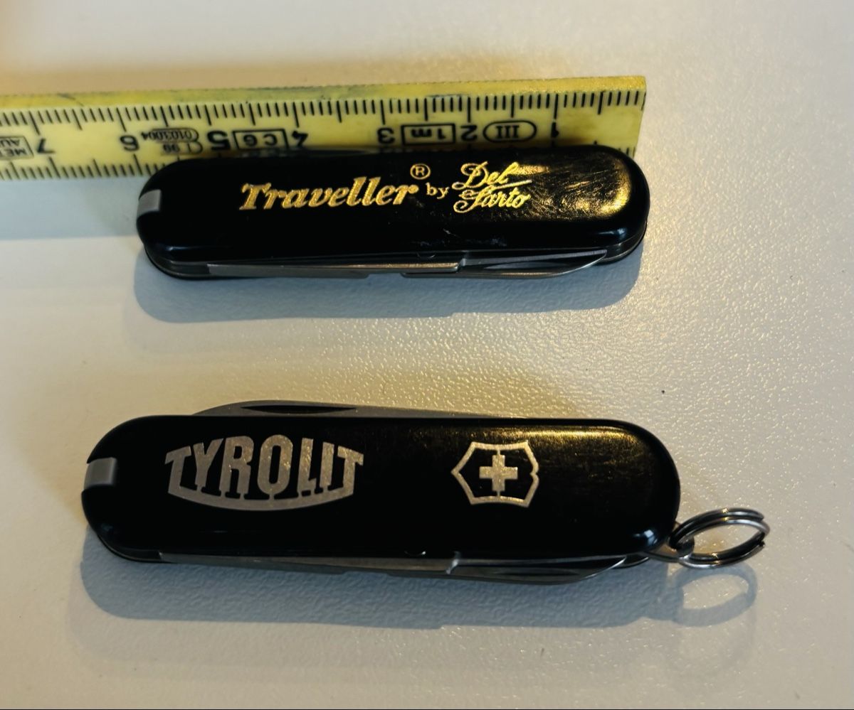 Victorinox Coltelli tascabile: 2 Victorinox Messer, Schwarz 58mm – Usato da Aarau venduto da Wolli85