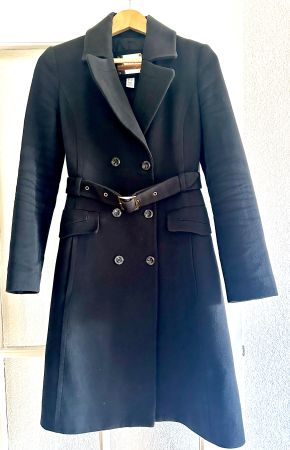 Eleganter Mantel in schwarz von Mango (Grösse: S)
