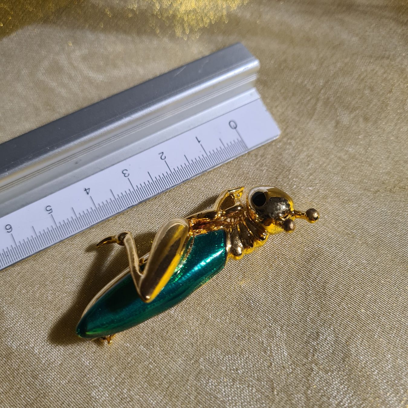 Broschen & Nadeln: Bezaubernde Cabochon Brosche- herrlicher Grashüpfer m. Email – Neu (gemäss Beschreibung) aus Basel von ivoli 4
