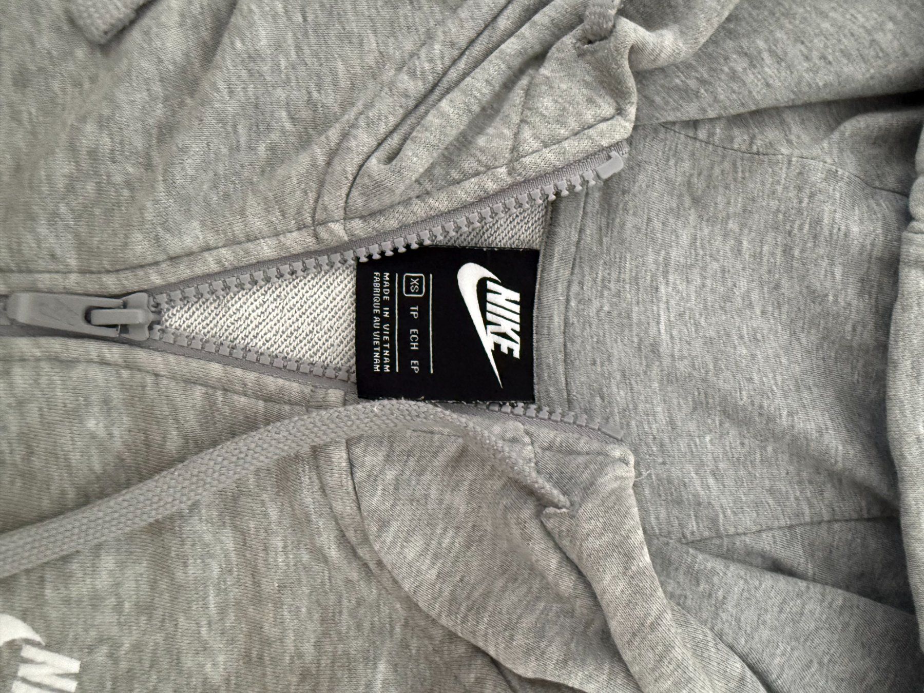 Nike Giacche: Nike Trainerjacke – Usato da Killwangen venduto da qsu_zdj8 3