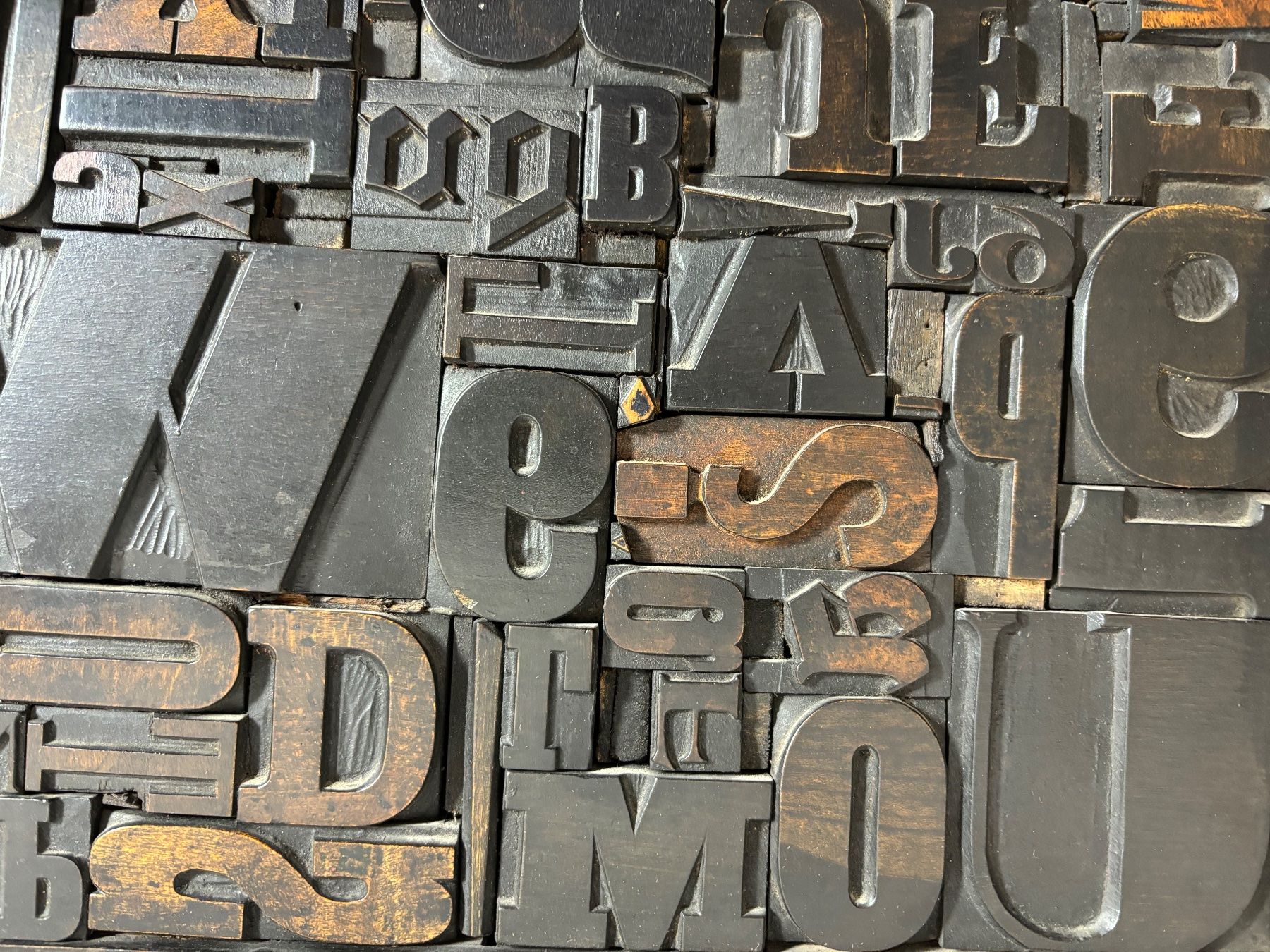 Foto & Immagini: Buchstabenbild im Stil Fleury Pop Art Holz – Usato da Hinwil venduto da DaniBachman 6