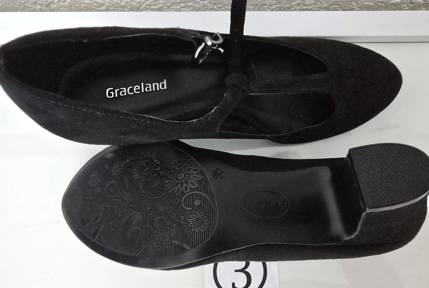 Scarpe da donna: Escarpins noir Graceland taille 35 – Nuovo (secondo la descrizione) da La Chaux-de-Fonds venduto da Cokecollection 1