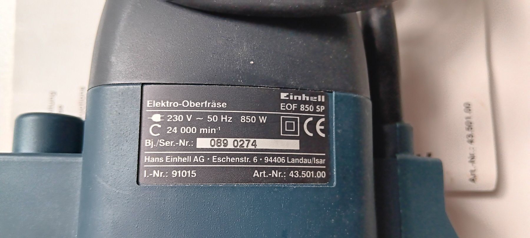 Einhell Tutte le macchine: Elektro-Oberfräse 850 SP / Einhell / 850 Watt / Ab 1.- – Usato da Biberist venduto da Devision01 3