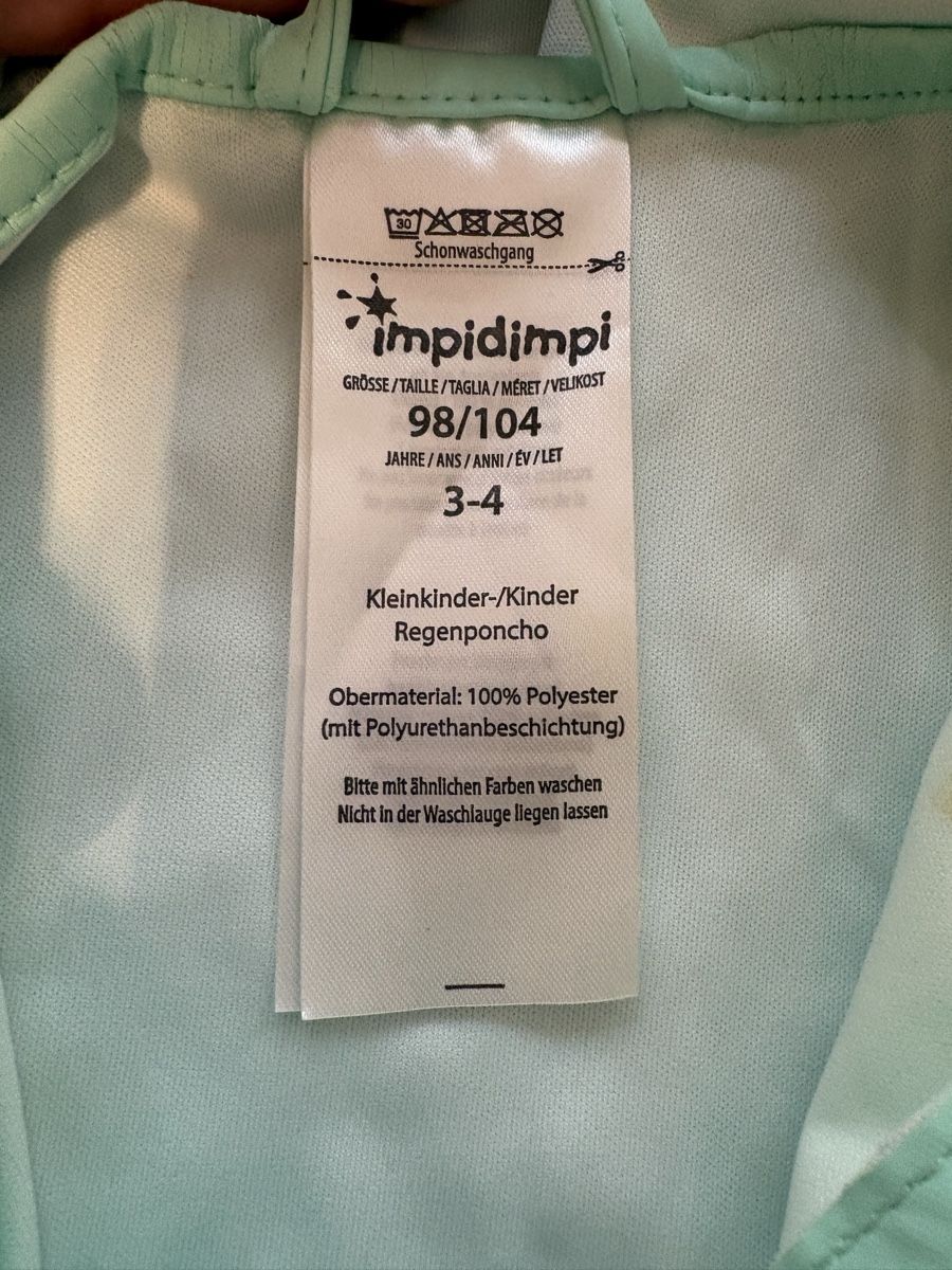 Sonstige Kleidung & Accessoires: rain cape for 3-4 years  – Gebraucht aus Biel/Bienne von yuliyabiel 1