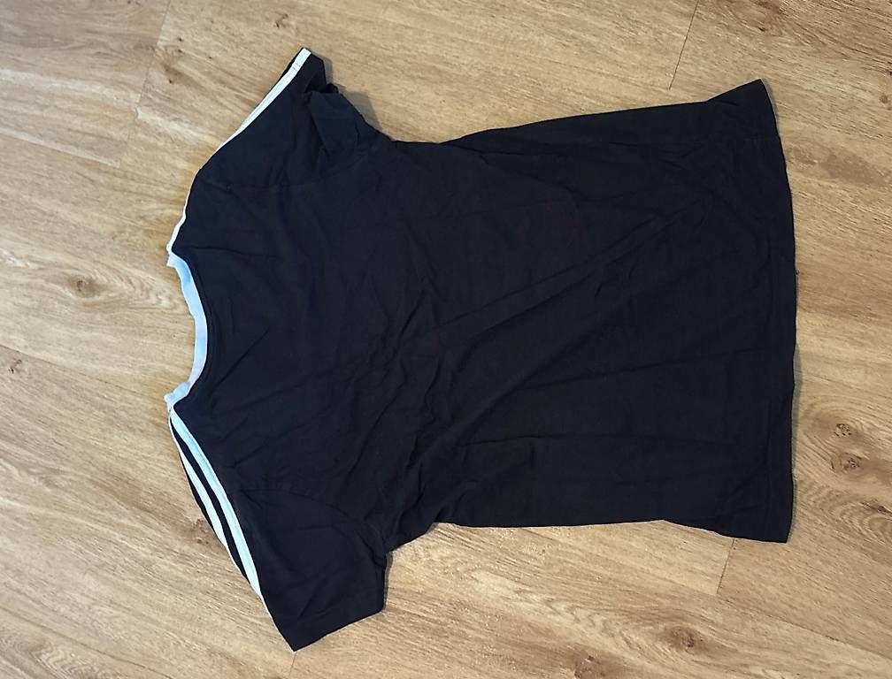 T-Shirts: T-Shirt Adidas – Gebraucht aus Schöftland von nis_9zs5 1