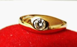 750k. Diamantring mit 0,26carat