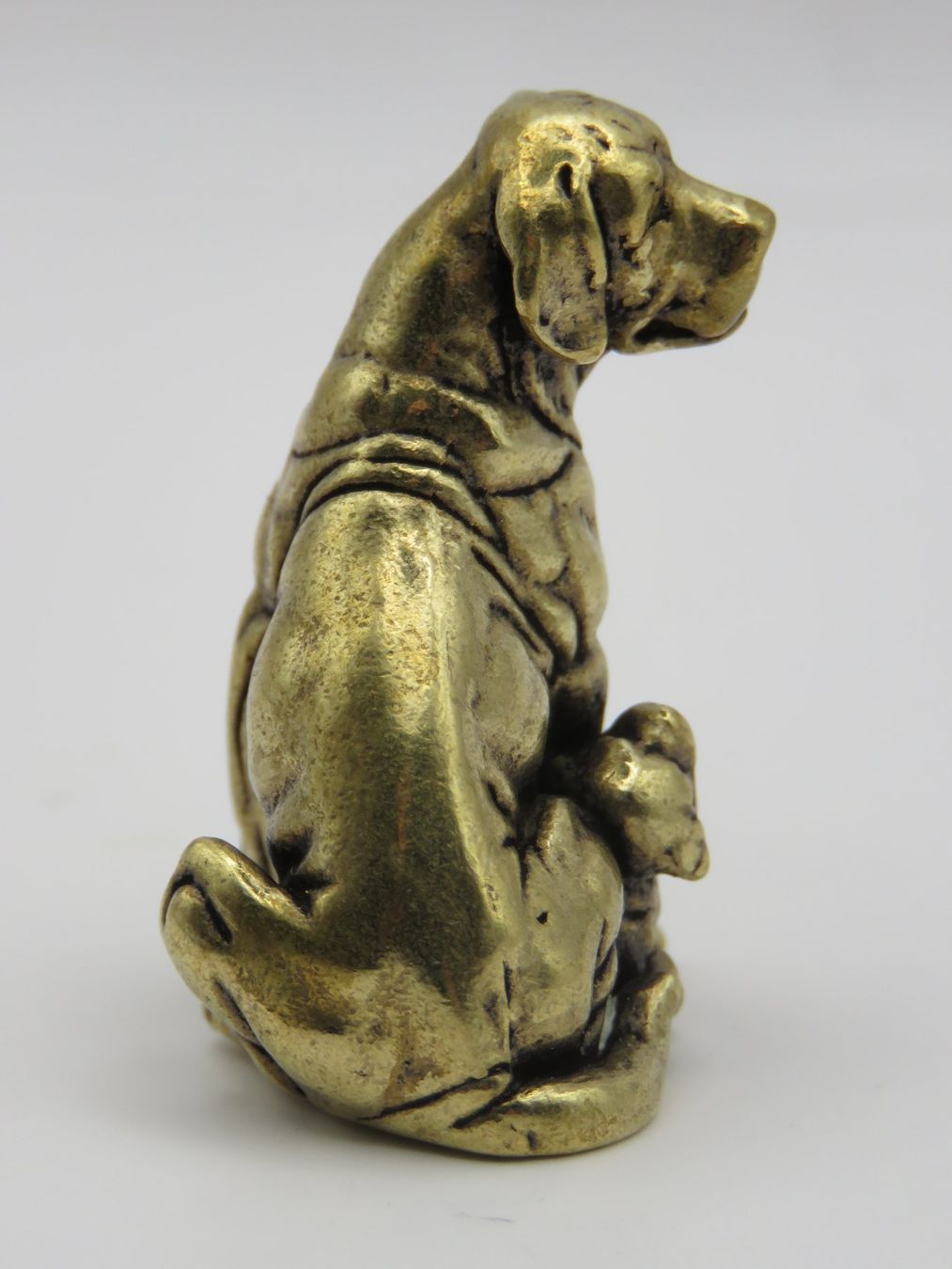 Statuette: LABRADOR mit WELPE - Messing Figur - Dekoration - 3x2cm – Nuovo e nell'imballaggio originale da Grenchen venduto da Yamahwildstar16 3
