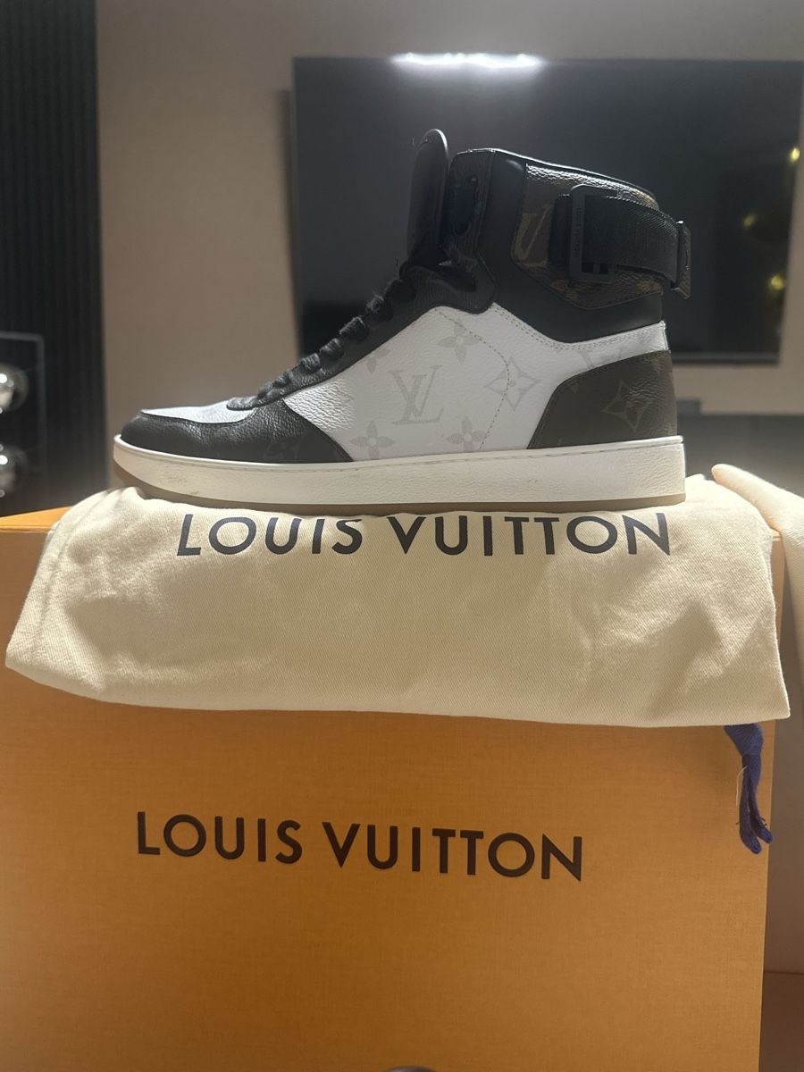 Louis Vuitton Chaussures hommes: Louis Vuitton Revoli Sneaker Boot (NICHT MEHR IM LV STORE) – Neuf (Voir description) à Bözen par jon_wn2j 1