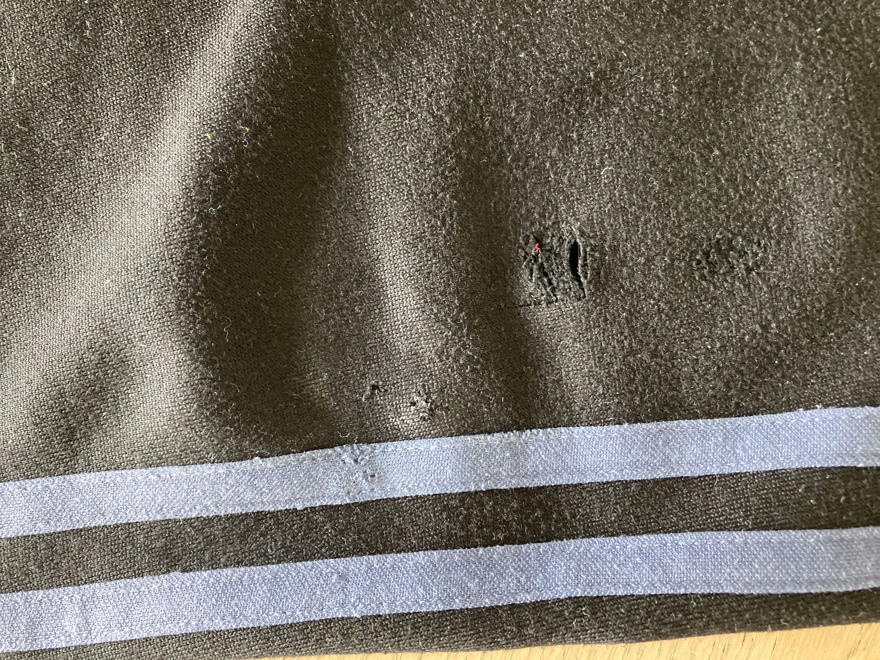 Adidas Leibchen & Hosen: Trainingsanzug Real Madrid, Grösse 140 – Gebraucht aus Wabern von Uwp97d 5